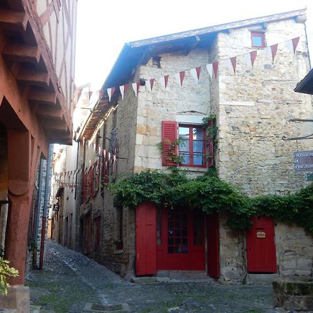 Le Logis D'Hestia Apartment Billom Exterior photo